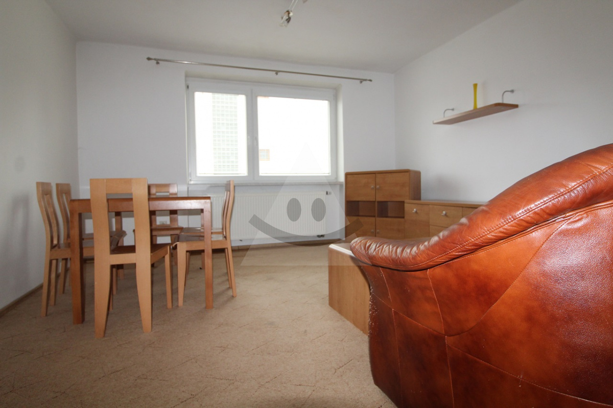 3-room apartment / 64 m2 /, Horný Hričov