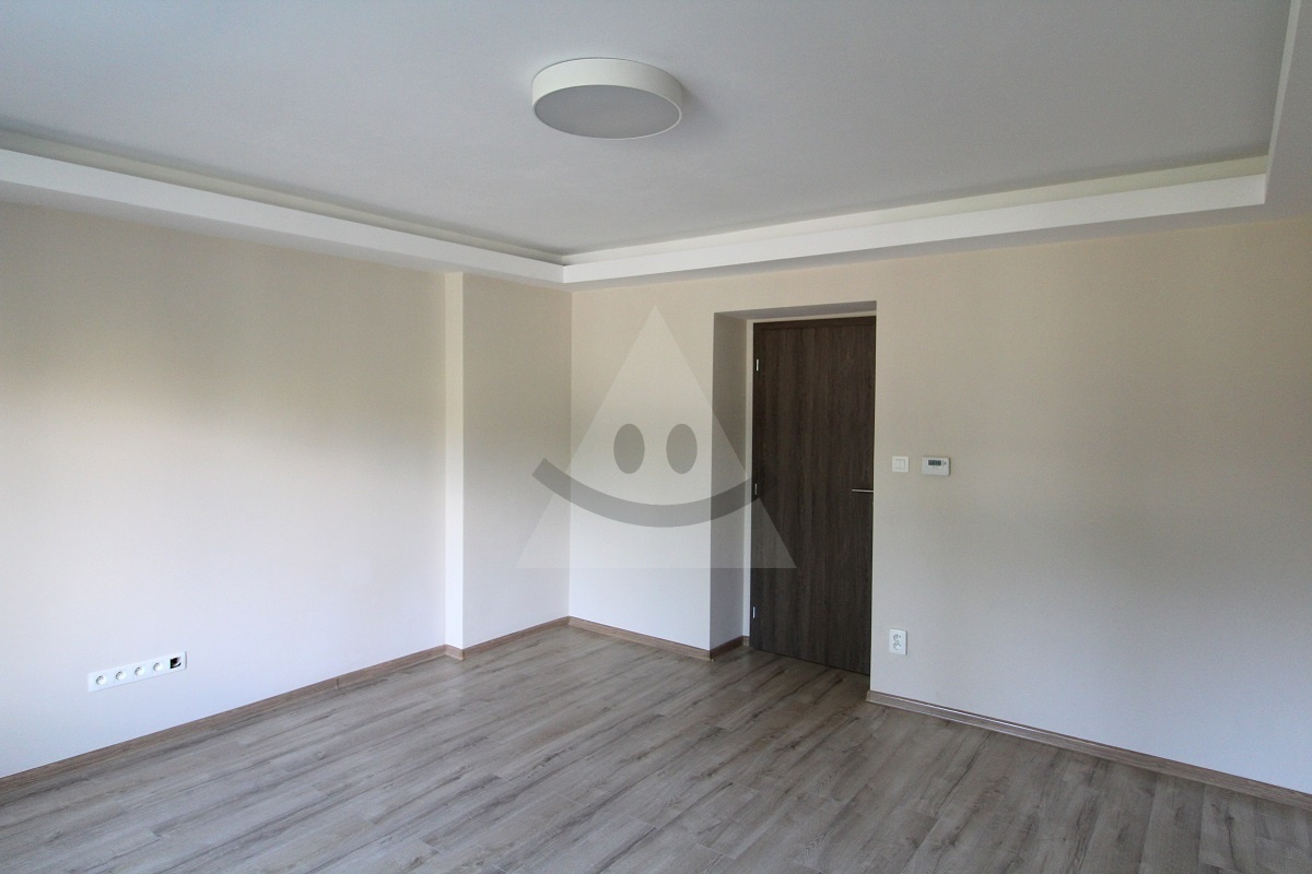 Tehlový 1-izbový byt, /39 m2/, Žilina - CENTRUM