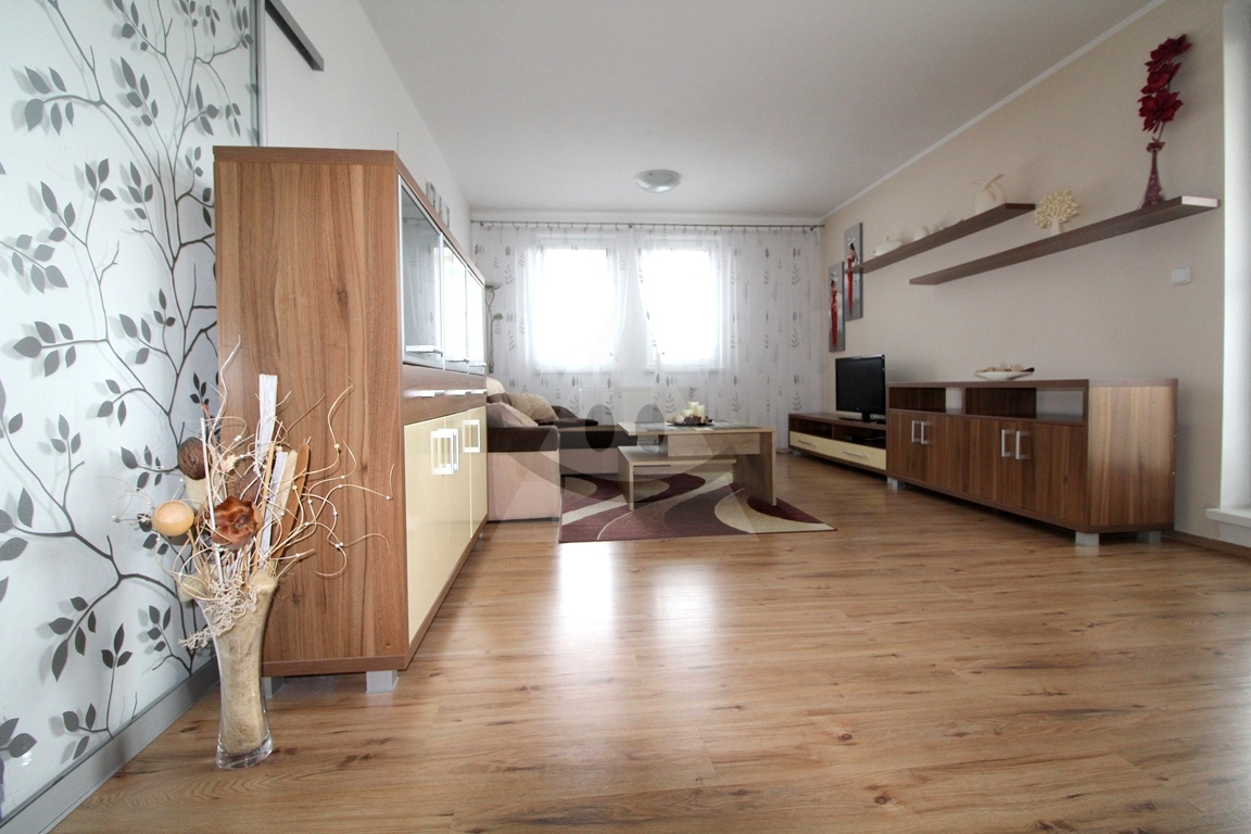2-izbový byt  2x loggia, /58 m2/, Žilina - Vlčince II