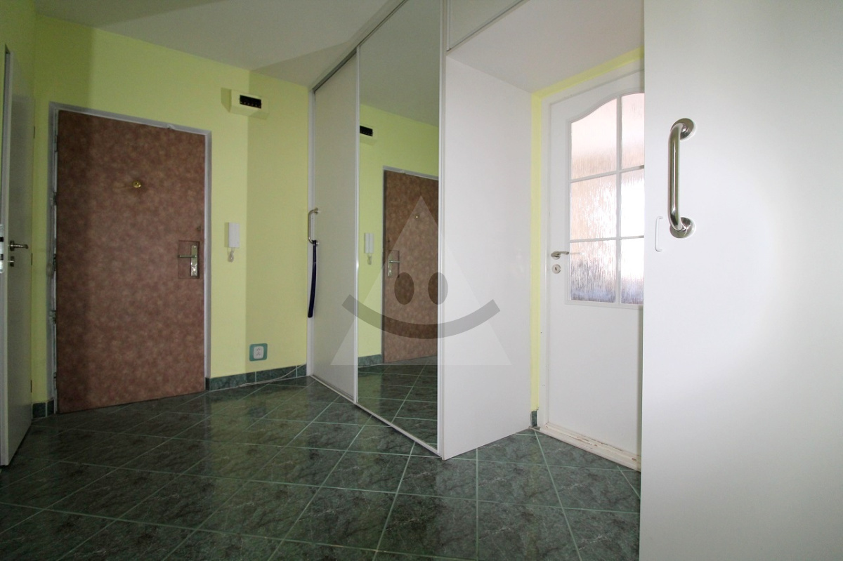 3-izbový byt s balkónom /72 m2/, Žilina - Vlčince
