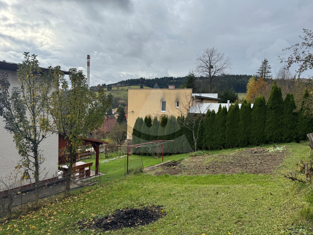 Brick family house with garden /828 m2/, Čadca - Turzovka