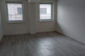 Office with parking / 27 m2 / Žilina wider center