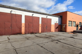 Skladovo - výrobné priestory, /272 m2/, Žilina - Rosinky