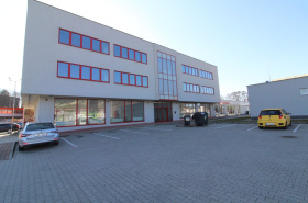 Business building / 1400 m2 /, Žilina