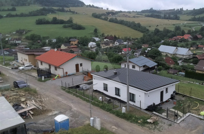 Stavebný pozemok na rodinný dom / 626 m2 /, Kotrčina Lúčka