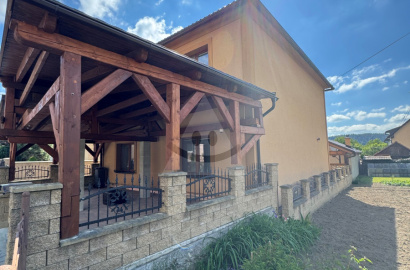 Komfortný rodinný dom / 840 m2 / - Kysucké Nové Mesto ( obec Nesluša )