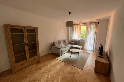 2-room apartment without balcony / 52 m2 / - Žilina ( Bulvár )