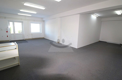 Obchodné priestory / 137m2 / - Žilina