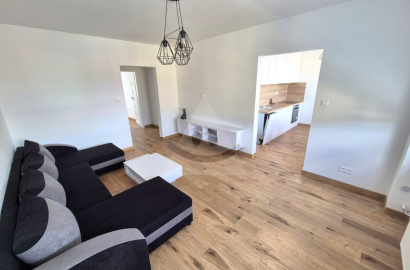 2-room apartment with balcony / 61 m2 / - Bytča