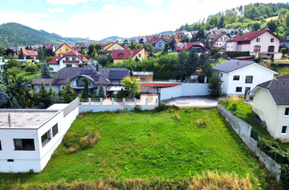 Sunny plot / 770 m2 / Žilina - Budatín