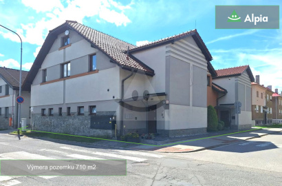 Exkluzívny mezonetový byt v centre s vlastným vchodom , J.Jánošku, Liptovský Mikuláš