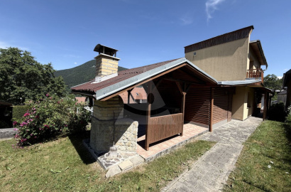 Drevenica s murovanou prístavbou, Černová