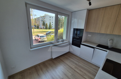 Renovated 3-room apartment / 83 m2 / - Žilina ( Vlčince )