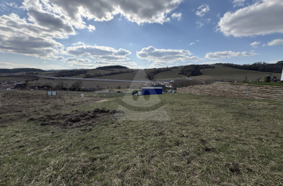 Building plot with a nice view /662 m2/, Žilina - Ovčiarsko