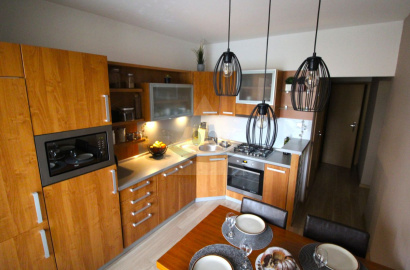 3-izbový byt s loggiou / 70 m2 / Žilina - Solinky