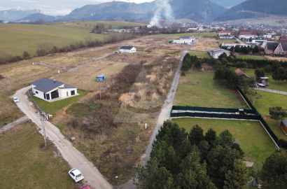 Sunny land with an area of ​​855m2/ Žilina - Višňové