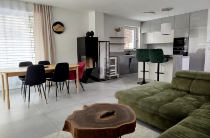 Moderný rodinný dom s pozemkom / 849 m2 / - Snežnica